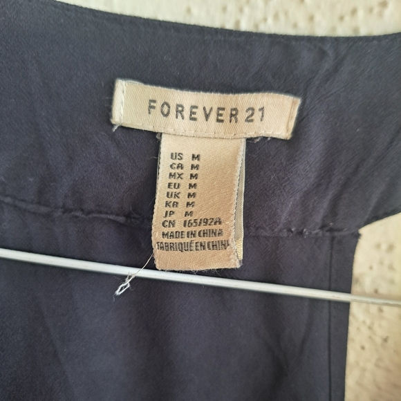 😃FOREVER 21 DRESS - Picture 4 of 6